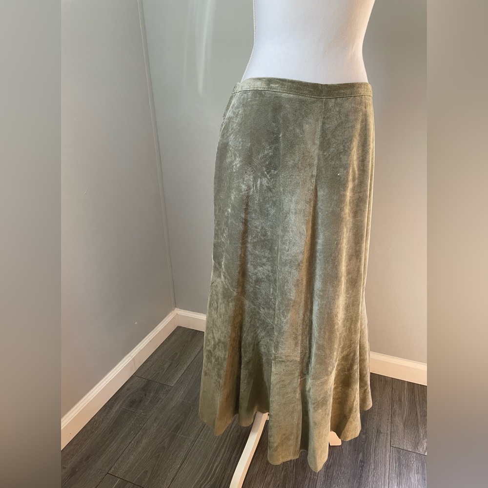 Chicos green suede leather midi skirt size 2